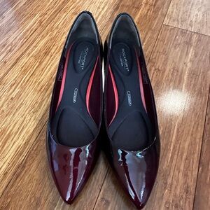 💕💕 3/$15 Rockport Total Motion 8.5 M Women's Burgundy Flats